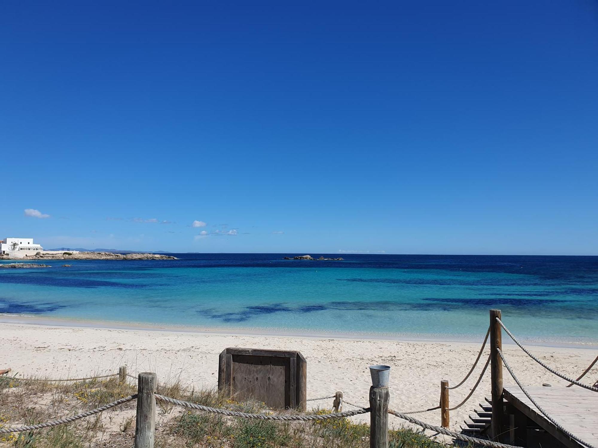 شقة Es Pujols Isla De La Calma المظهر الخارجي الصورة